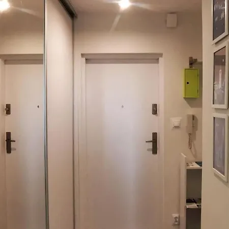 Apartament Sloneczny Z Bezplatnym Parkingiem Daire